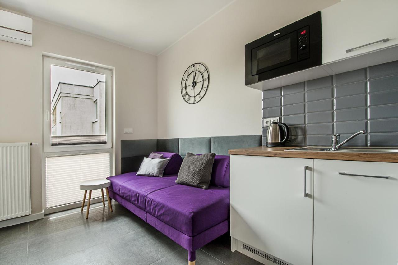 Apartamenty Centrum M - Komfortowe Noclegi Crickhowell Exterior foto