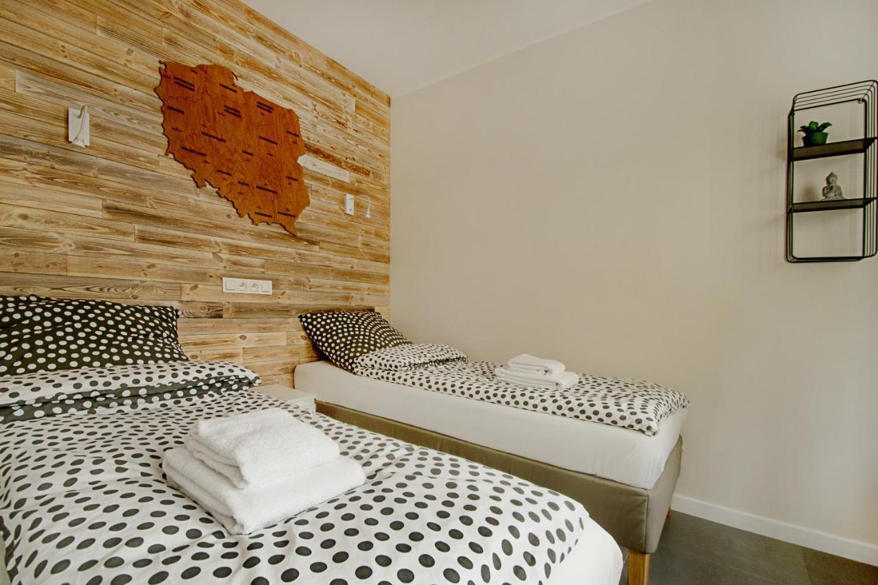 Apartamenty Centrum M - Komfortowe Noclegi Crickhowell Exterior foto