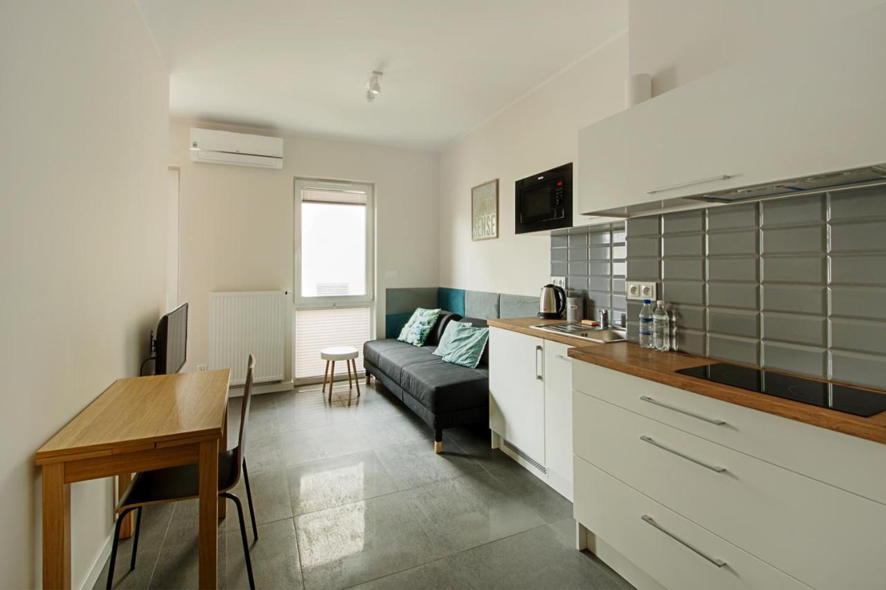 Apartamenty Centrum M - Komfortowe Noclegi Crickhowell Exterior foto